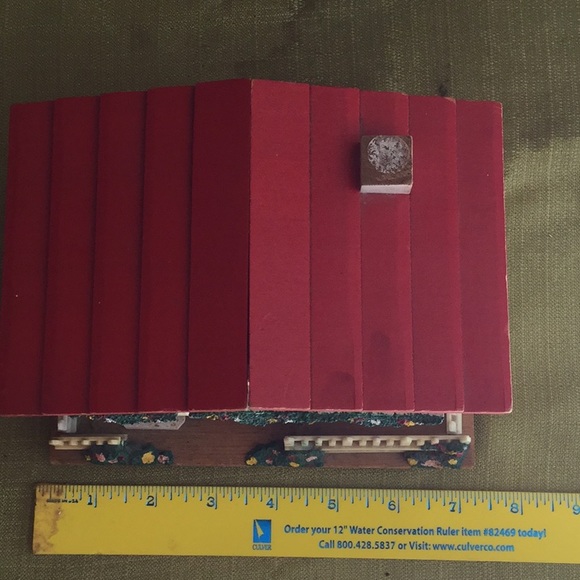 Music Jewelry Box Swiss Chalet Adorable PLAYS - Picture 8 of 16